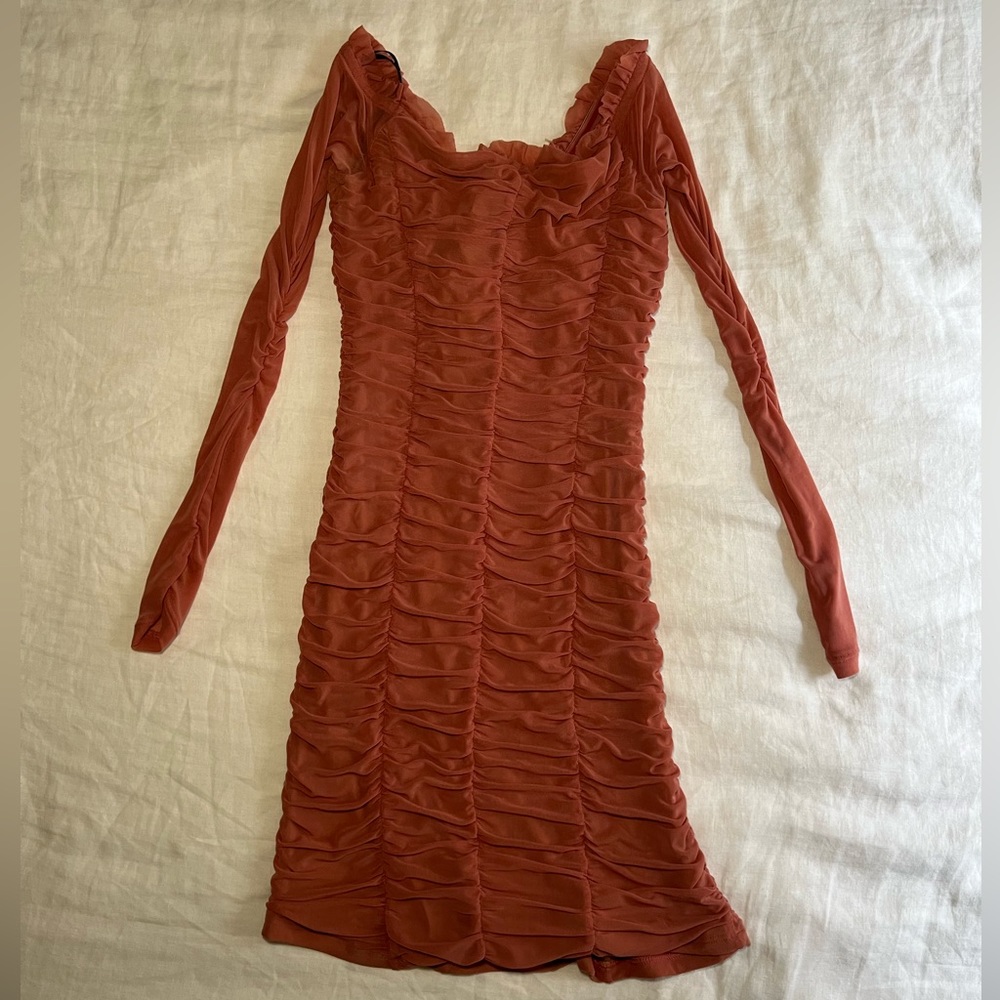 Majorelle Revolve dress - Picture 2 of 4